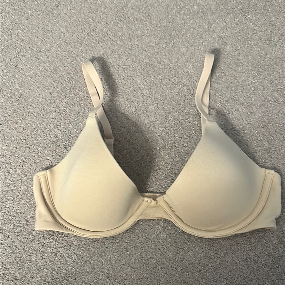 Skims first everybody plunge bra clay 34b